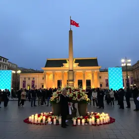 Homenagens e emoção: Praça Heróis de 32 é reinaugurada em Olímpia Praça Heróis de 32